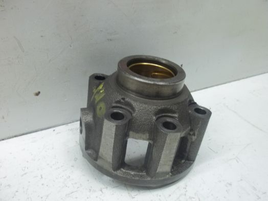 DIFFERENTIAL HOUSING W/ GEARS