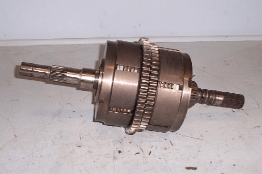 Case Main Transmission Shaft And Clutch Assembly