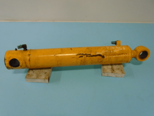 John Deere Stabilizer Cylinder L.h.