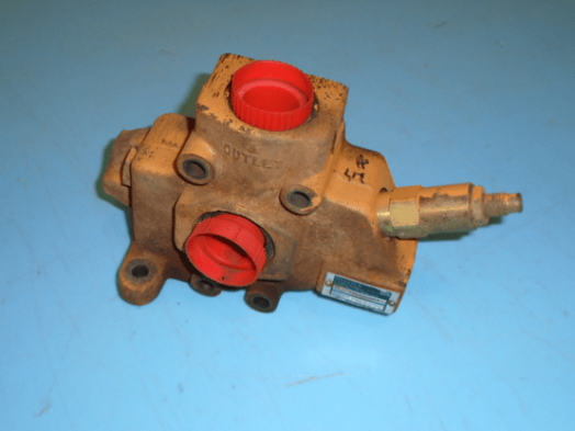Case Outlet Valve Section