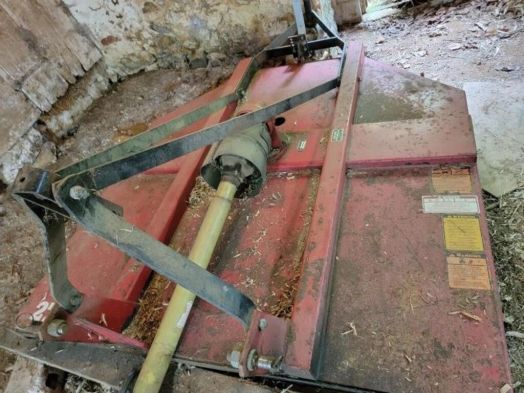Bush Hog 276 3pt rotary cutter 
