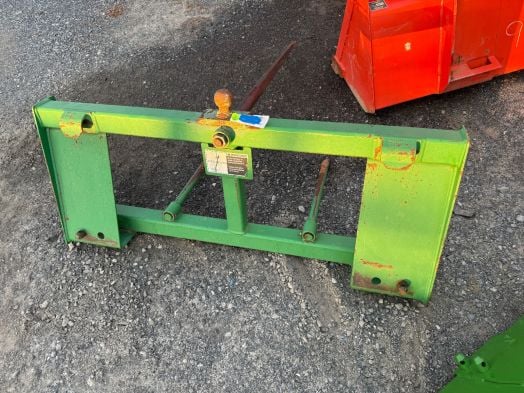 John Deere round bale spear 