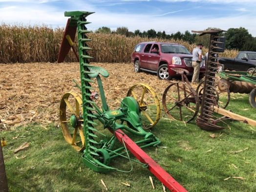  John Deere No.3 5' sickle mower