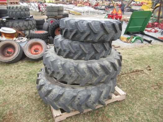 set of 4 BKT Agrimax 32" and 20"  tires and rims