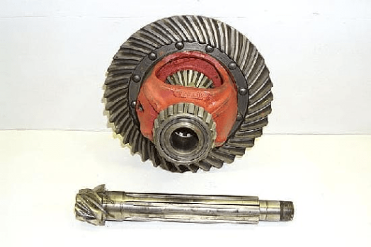 Allis Chalmers Differential Assembly With Ring And Pinion