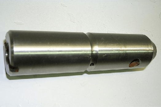 Case-international Hydraulic Pump Pin