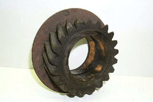 John Deere Top Shaft Pinion With Washer