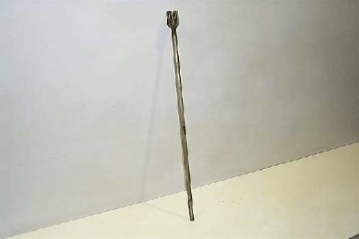 Case-international Clutch Rod