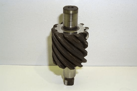 John Deere Oil Pump Drive Gear & Shaft