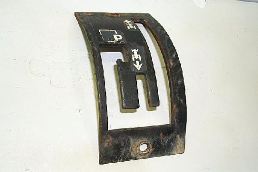 SHIFT LEVER GUIDE PLATE