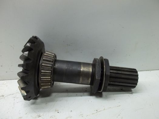 DRIVE SHAFT AND BEVEL GEAR