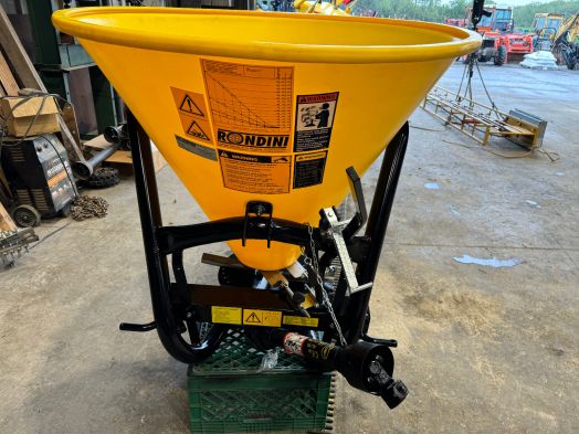 Tar River poly 3pt spreader SP-500SS
