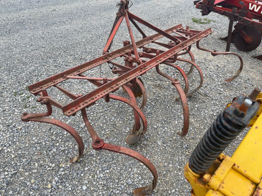 Dearborn 2R 3pt cultivator