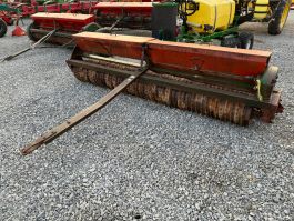Brillion 8' seeder