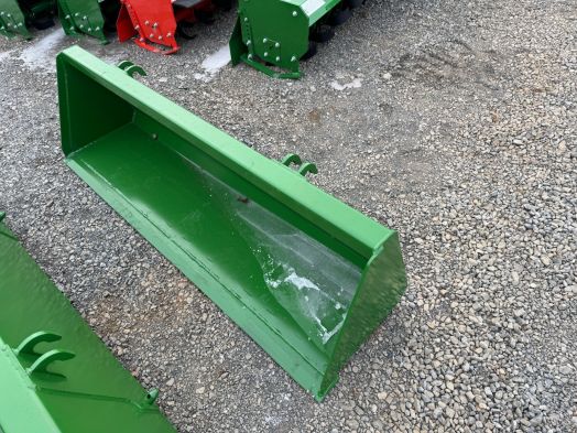 JD 72" bucket for 3 & 400 series loaders 