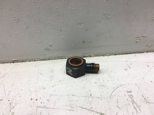 KU FUEL EYE JOINT  L2800      %