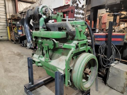 JD ENGINE ASY  4240