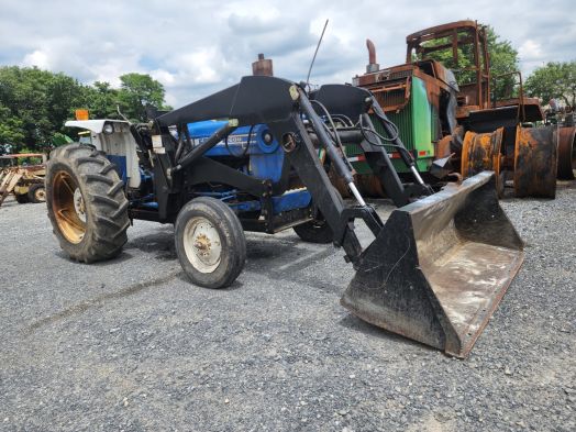 Ford 2600 Salvage Tractor