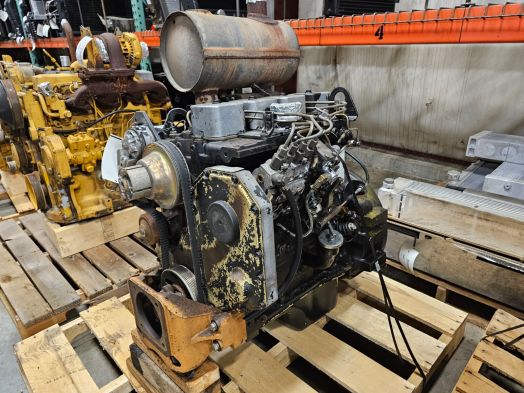 CUMMINS NON-TURBO ENGINE 4-390 4B 3.9