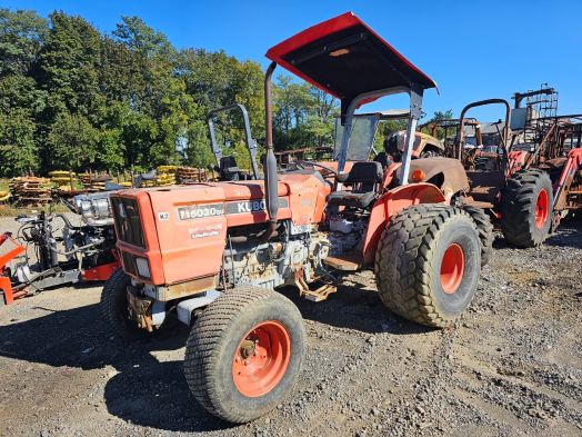 Kubota M5030SU Salvage Tractor #12190