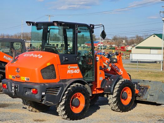 Kubota R540 wheel loader 