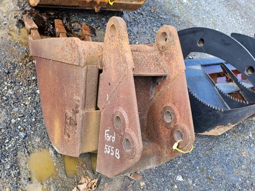 16.5" backhoe bucket with Wain-Roy coupler