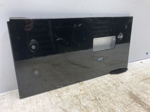 FUEL TANK COVER