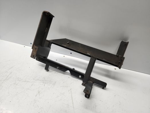 KU MUFFLER BRKT  M5-091HD