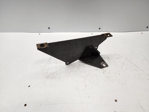VALVE MOUNTING BRACKET