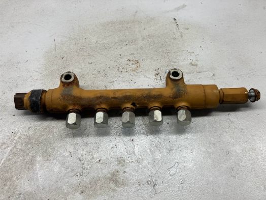 FUEL RAIL