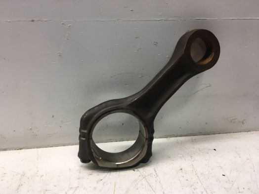 CONNECTING ROD