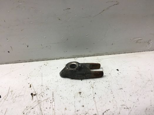 INJECTOR CLAMP