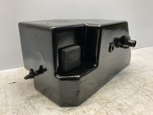 HYDRAULIC OIL TANK