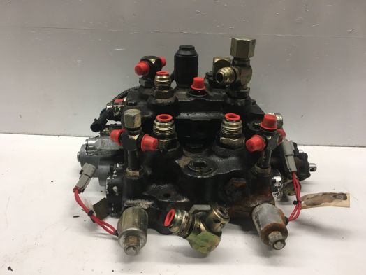HYD CONTROL VALVE