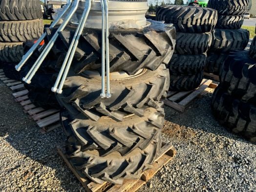 Set of 4 snap on duals Alliance 9.5-20 for Antonio Carrera