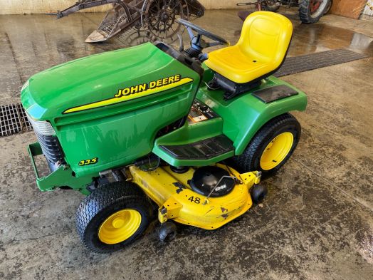 John Deere 335 lawn tractor 48" deck