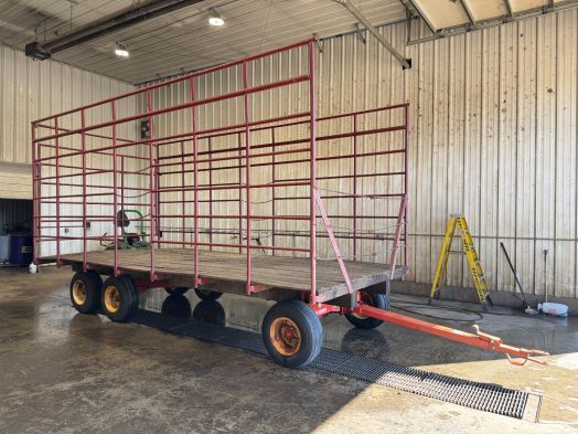 Meyer 9x20 hay rack wagon tandem gear