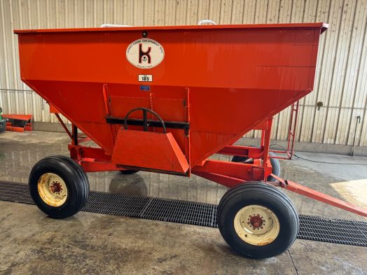 Kory 185 bushel gravity wagon 