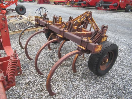 Taylor Way 7T 3pt chisel plow