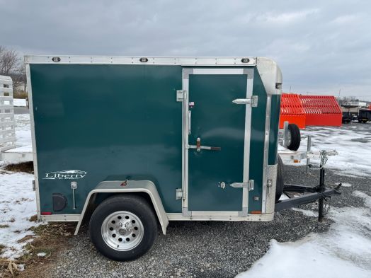 2014 Stealth 8x5 enclosed trailer 3k