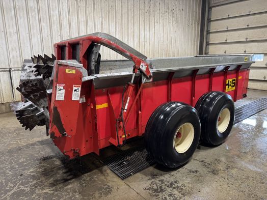 H&S 430 manure spreader 