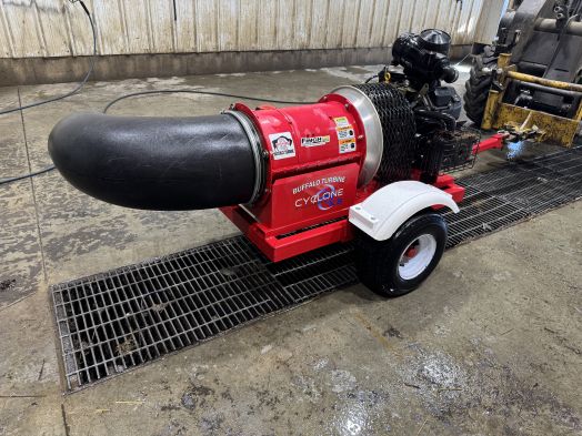 Buffalo Turbine debris blower