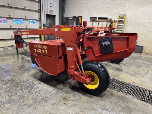 New Holland 1411 discbine