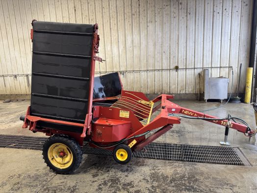 New Holland 166 hay merger
