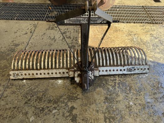 York 4' 3pt stone rake MR2 