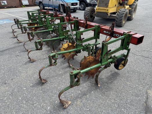 Brillion 6 row 3pt cultivator