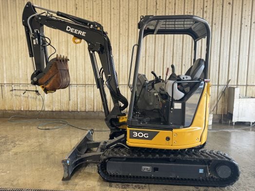 Deere 30G mini excavator 