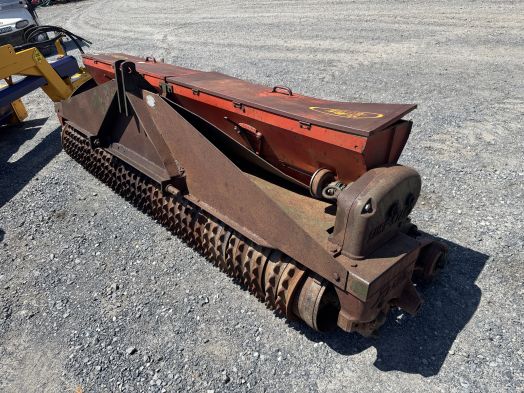Brillion 8' 3pt packer seeder SS-96