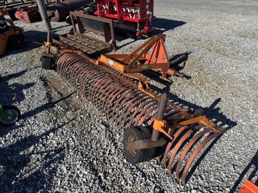 York 10' 3pt stone rake 
