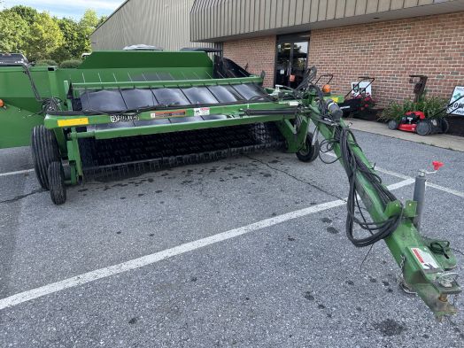 Frontier HM1209 windrow merger 